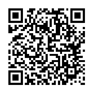 冷轩便看见黄吉祥身穿浴袍从房间里面走了出来二维码生成