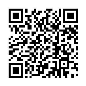 冷轩只看到一些妇女在外面洗衣服忙碌二维码生成