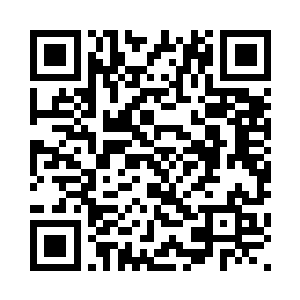 准确无误的就踢中了龙哥两腿之间二维码生成