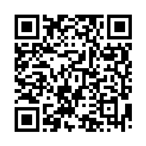凌予忍不住伸手搭在她的肩上拍了拍二维码生成