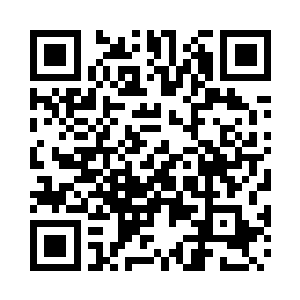 凌旭立在一个面积约三亩大小的平台上二维码生成