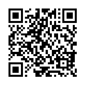 凌菲也只能把晒好的草药一份份的收起来放好二维码生成