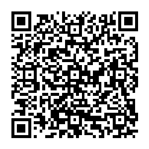 几乎所有的高速公路在修建的时候的一个重要指标就是整条路段都能起降超大形的战争飞艇二维码生成