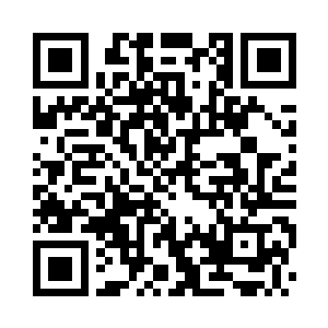 几张不同颜色的甜品包装纸叠得平平整齐二维码生成