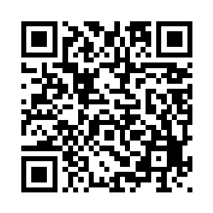 几排中老年阿姨默契的组成了联盟二维码生成