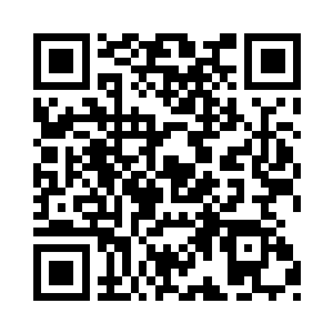 几近透明的酒水涓涓倒入那半透明般的生肖杯二维码生成