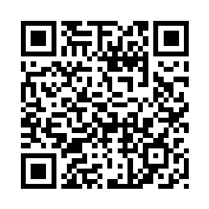 凤小熊却像一只皮球一样滚了出去二维码生成