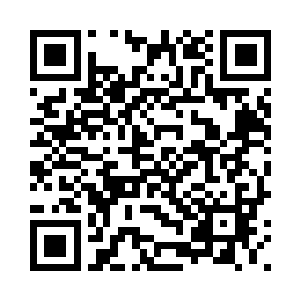 刘云熙自然不会与这些人住在这里二维码生成