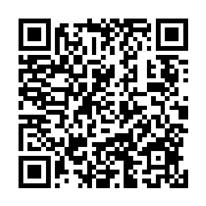 刘劲松摆出那个姿势和阴晦传出的眼神就是在告诉许紫烟二维码生成