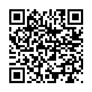 刘茜四人乘着双头裂体兽在河下全速前行二维码生成