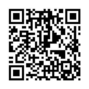 刘萱眨巴眨巴眼睛收起神色站在一旁二维码生成