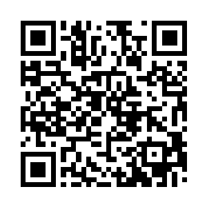 刘香梨将自己的脑袋紧紧的贴在丁长生的肩上二维码生成