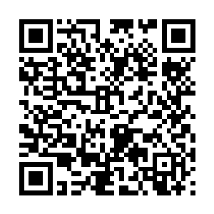 刚刚准备出手用神术试探那一枚古怪的东西的深浅二维码生成