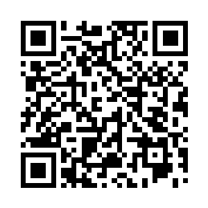 刚刚在路上被李大叔训斥了一顿的少年二维码生成