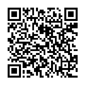 刚刚起床刷了牙的徐敏静却是又被兴奋的母亲给叫住了二维码生成