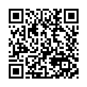 刚好看到她因为抬臂挤压到一起的胸口二维码生成