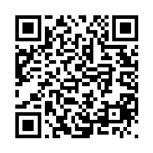 刚才你念的咒语打开了凤凰金令上的禁制二维码生成