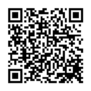 刚才你跟那个女孩子在一起的经过我已经用手机拍下来了二维码生成