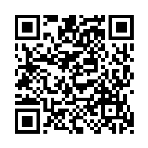 刚才南宫夫人急切的打来告诉他苏落迟到的事二维码生成