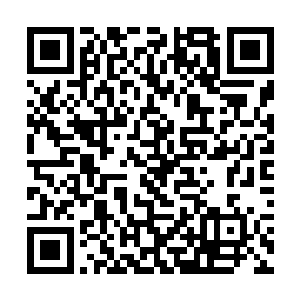 刚才被荣光的梅开二度冲击到的心情也迅速好转起来二维码生成