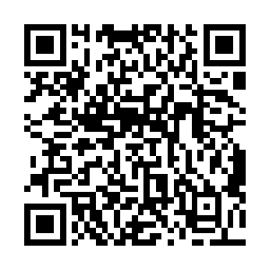 刚才那个断球之后快速发动进攻的中场球员再次断球之后二维码生成