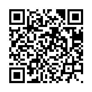 刚飞入空中就见无数花瓣呼啸着飞起二维码生成