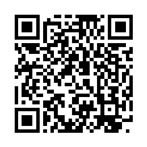 到了门口后才知道这军训逃课出来的也不少二维码生成