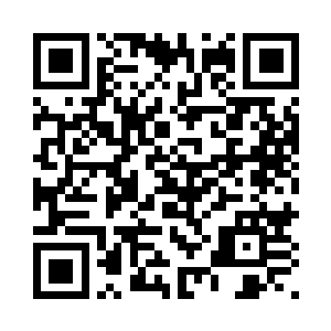 到处都是卖力招呼着顾客的营业员二维码生成