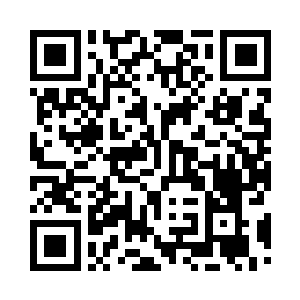 前停着的一辆挂着警方牌照的帕萨特二维码生成