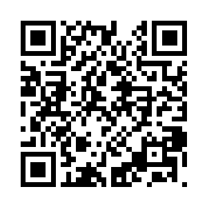 前后左右扭动脑袋的苗毅观看了一会儿二维码生成