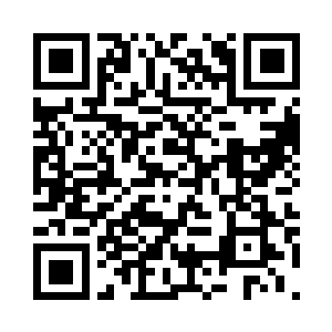 前行着的叶家大众suv上正是一片喜庆二维码生成