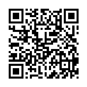 前面的人影丢出一个黑乎乎的东西出来二维码生成