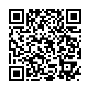 剧烈的疼痛让她的表情变得有些扭曲二维码生成