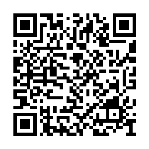 办公室的门刚一打开李二娃就知道是吴虎臣来了二维码生成