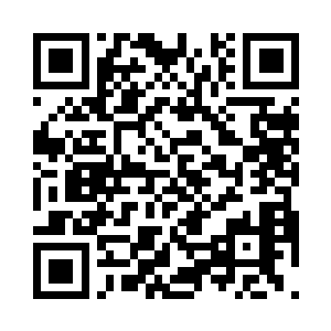 加信身边的四名手下将手放到了裤腰出二维码生成