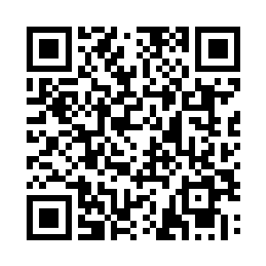 加速突入禁区的卡卡在跑动中直接抡起了右腿二维码生成