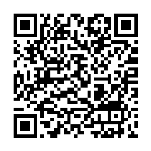 动手术的地方在晚上还要贴上老神仙特别调配的膏药二维码生成