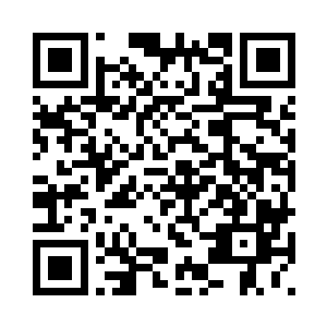 十五不服气地放下手中的鞋和手包二维码生成