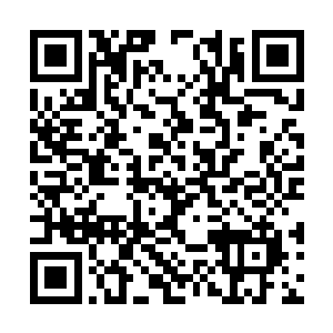 半天欲望得不到纾解的有些低沉黯哑的声音响起来二维码生成