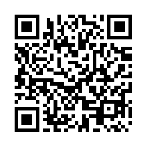 半透明的物体从小精灵的体内冒了出来二维码生成