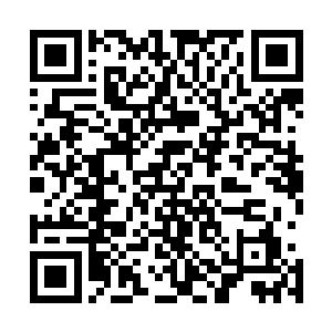 南宫流云不知道他的年纪给这群围观群众造成了怎样的震撼二维码生成