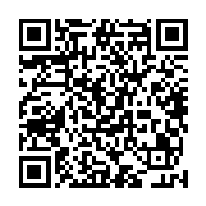卡卡这样比较重视对外形象的人也只是和球迷们挥了挥手二维码生成