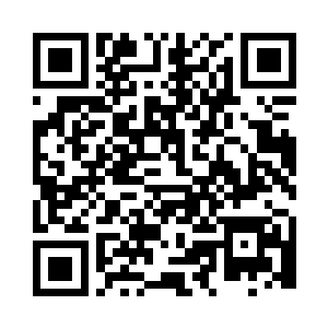 卡娜宛如小猫一般蜷缩在孙子轩的怀抱中二维码生成