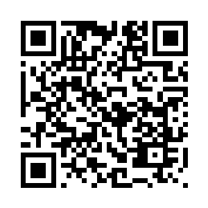 卡尔将普林斯的一只手放在了肩上二维码生成