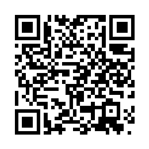 卡莎正在一条走廊里面飞快地奔逃着二维码生成