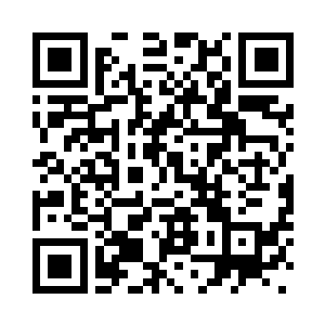 卢八娘又熟练地用叉子叉了块色拉二维码生成