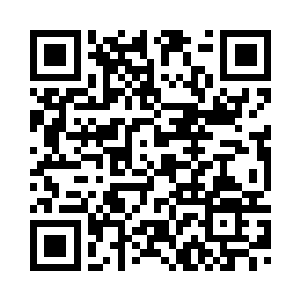 卢卡斯将手中的足球再次抛了过去二维码生成