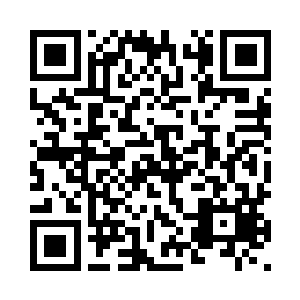 卢晚琦呆呆的望着沈晴离开的背影二维码生成