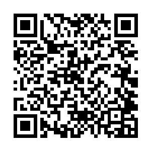 却也大概猜到了敌军是因为自己的身份而骚乱起来的二维码生成