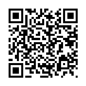 却像是受到了惊吓一样向后退了一步二维码生成